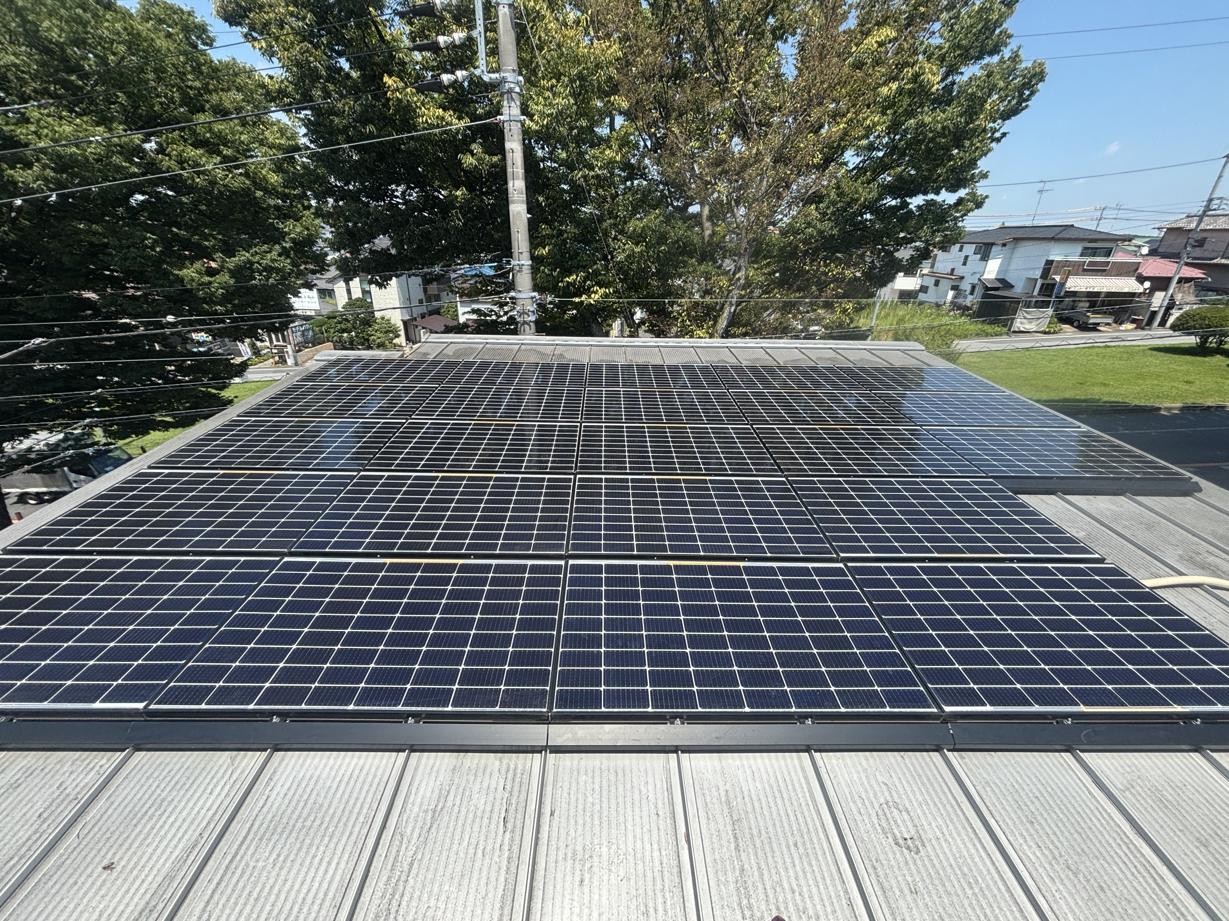 松戸市：ソーラーパネル清掃